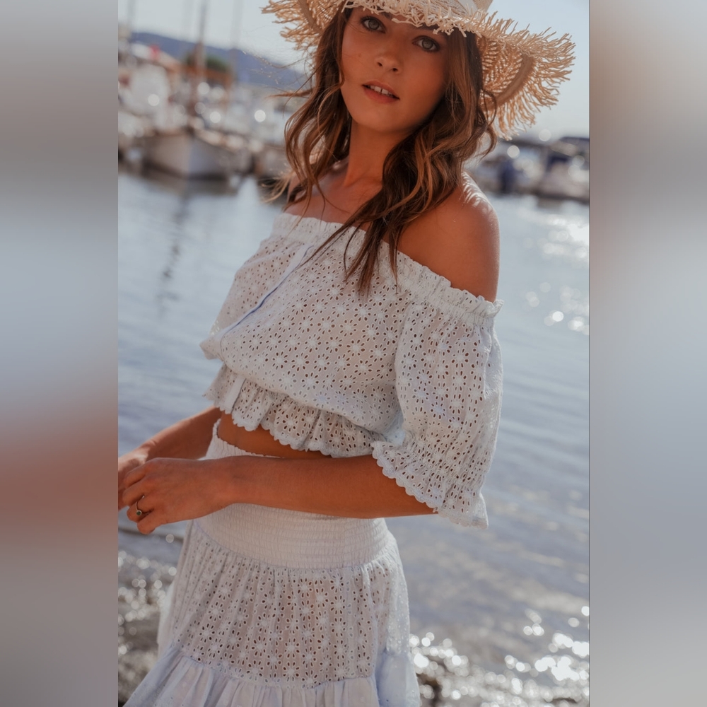 NWT Sunday Saint Tropez ASHLEY FLOWER EMBROIDERED TOP AZUR Size M